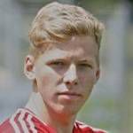 https://img.833zhiboos.com.cn/img/football/player/039930ba90654f250a1e46ad9898e0c4.png
