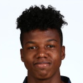 https://img.833zhiboos.com.cn/img/football/player/3cbc03aa8ff1e310576a7a729aa12579.png