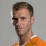https://img.833zhiboos.com.cn/img/football/player/6fe51accddc89a6dd8aab2b429b43ca9.png
